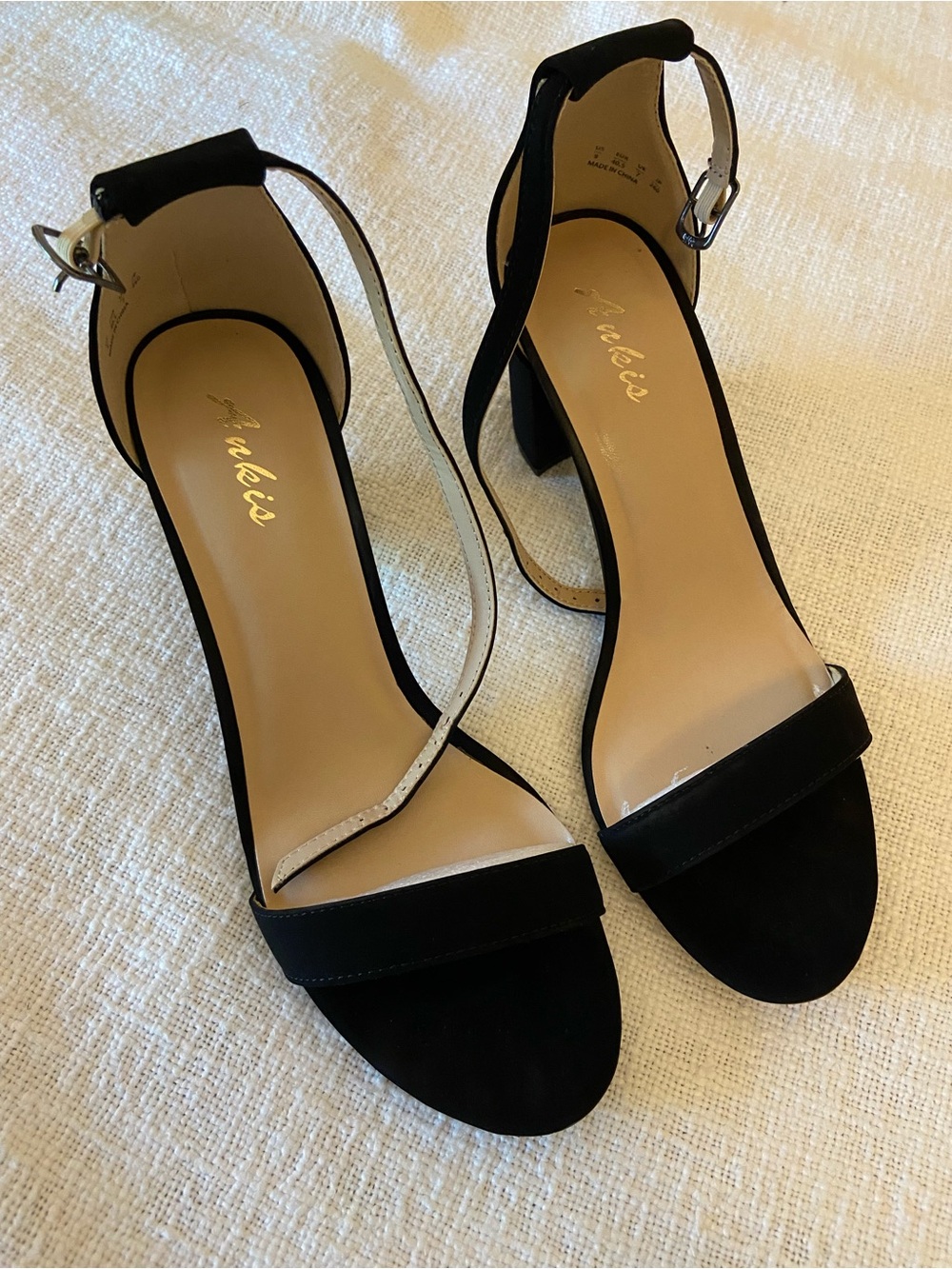 Ankis Heels Women Open Toe Ankle Strap Chunky Heel Sandals Size 9 Black Suede